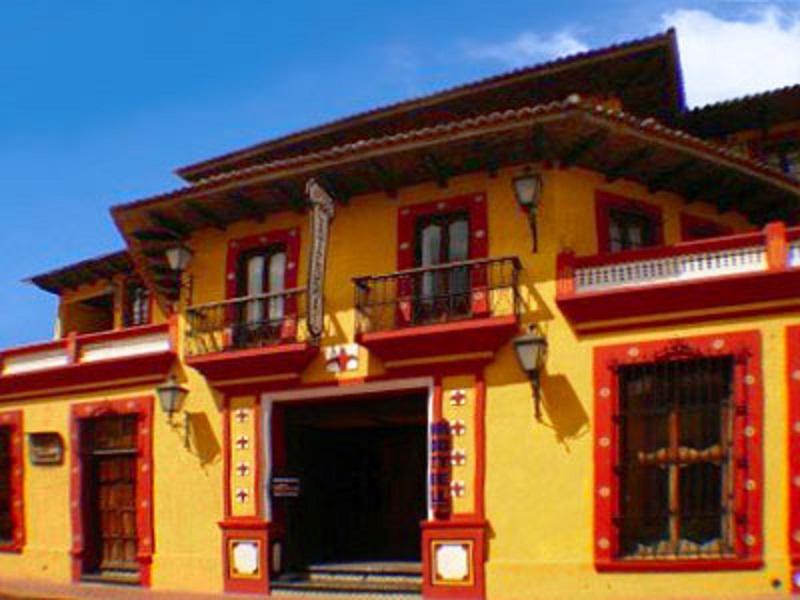 Hotel Catedral San Cristobal de las Casas Exterior photo